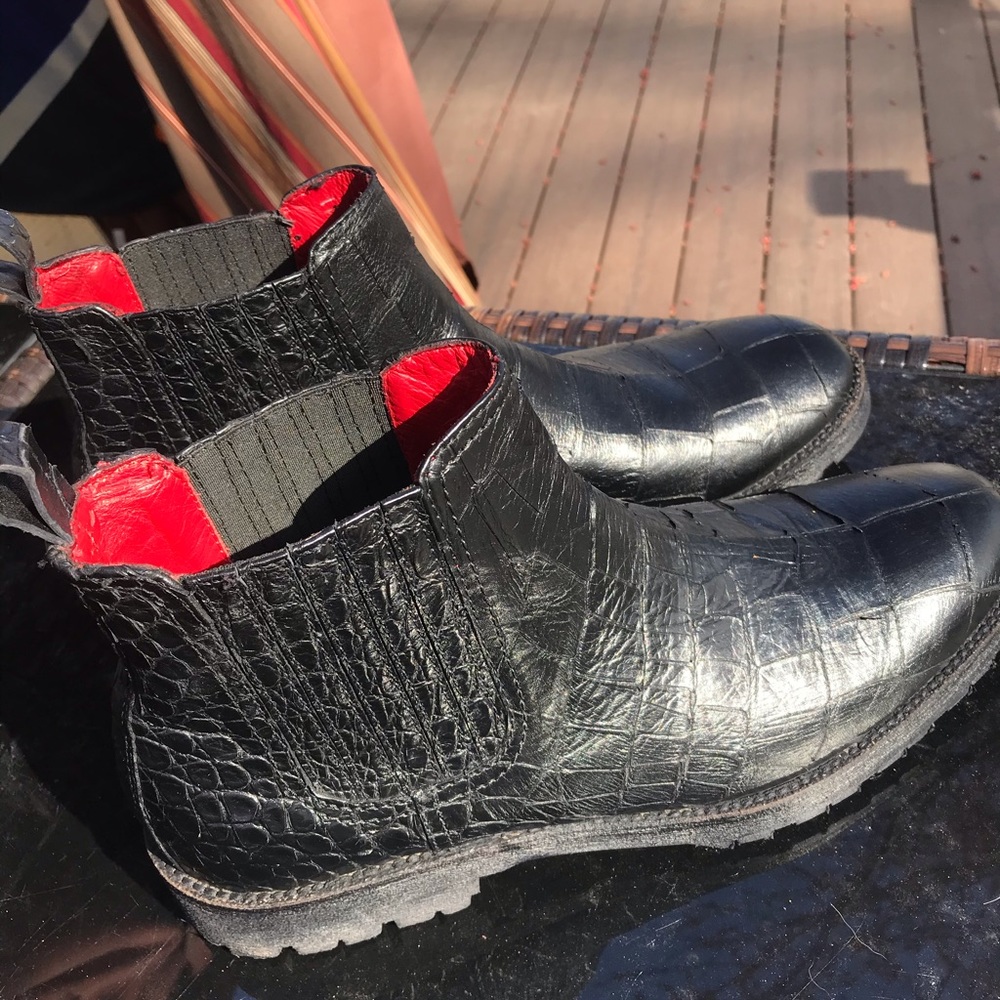 Kenneth Cole Collection Limited Edition Boots